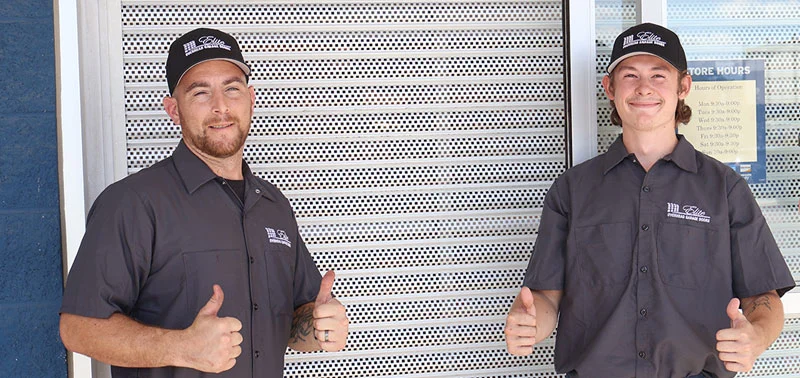 Elite garage door techcnians